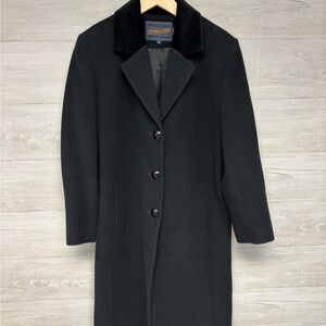 | Pendleton | VINTAGE 1990 coat. Size 12P.